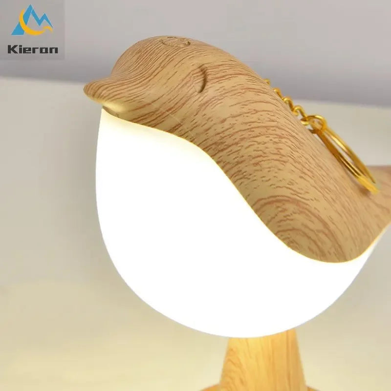 LumoBird™ Sculptural Metal Lamp